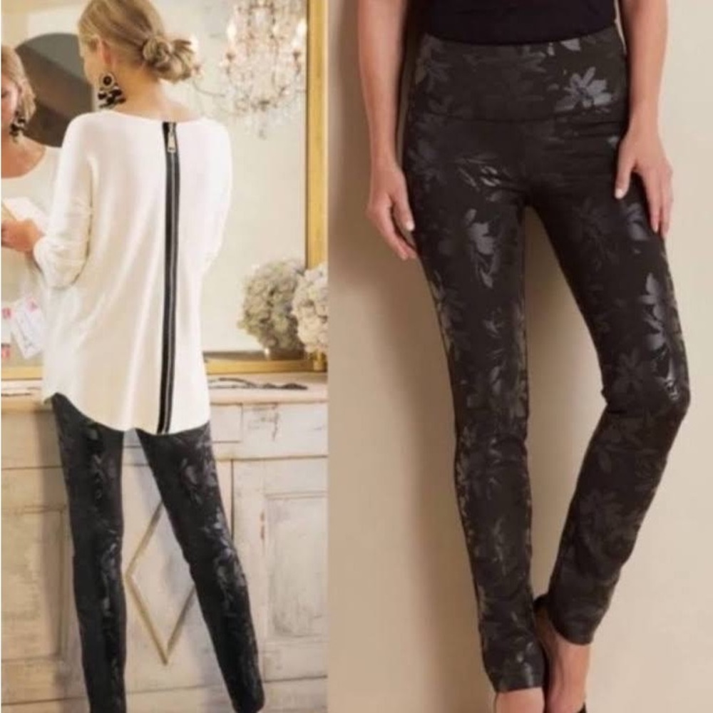 Soft Surroundings Black Floral Print Leggings